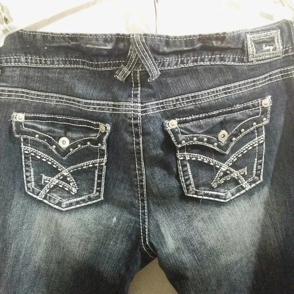 Jeans - Picture 9 of 11